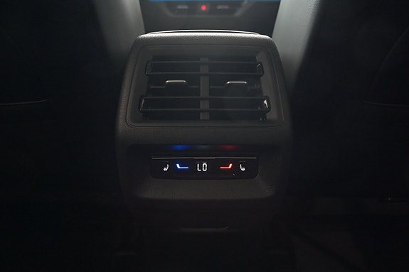 Volkswagen Tiguan 24 of 26