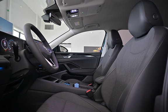 Volkswagen Tiguan 21 of 26