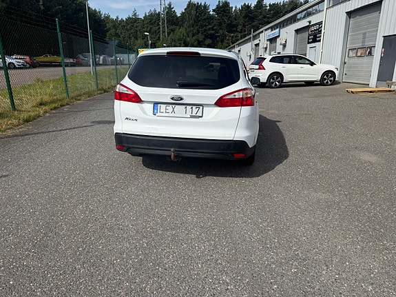 Ford Focus 3 of 5