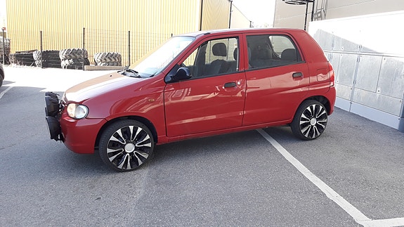Suzuki Alto 2 of 5