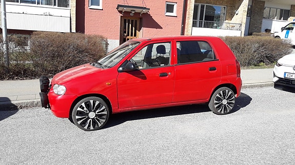 Suzuki Alto 3 of 5