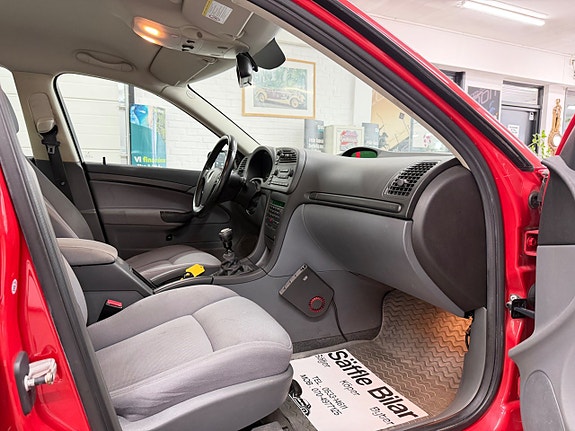 Saab 9-3 13 of 28