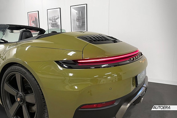 Porsche 911 9 of 30