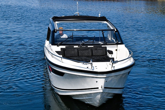 Askeladden C97 med 2 x 300hk Suzuki duoprop 4 of 5