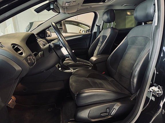 Ford Mondeo 12 of 26