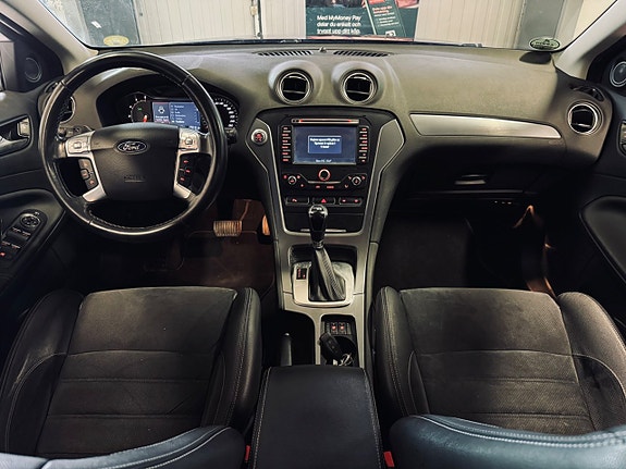 Ford Mondeo 19 of 26