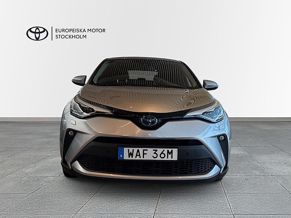 Toyota C-HR 6 of 11