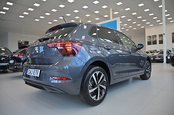 Volkswagen Polo 8 of 22