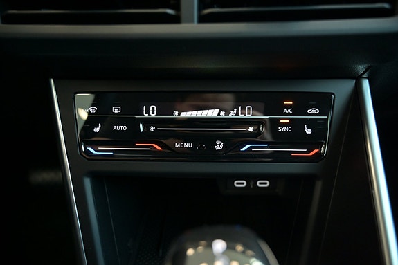Volkswagen Polo 17 of 22