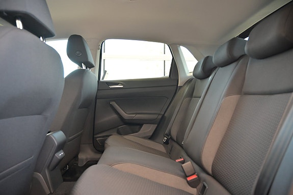 Volkswagen Polo 21 of 22