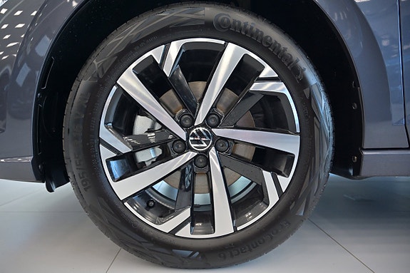 Volkswagen Polo 9 of 22