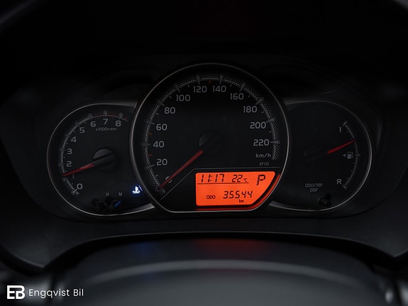 Toyota Yaris 19 of 30