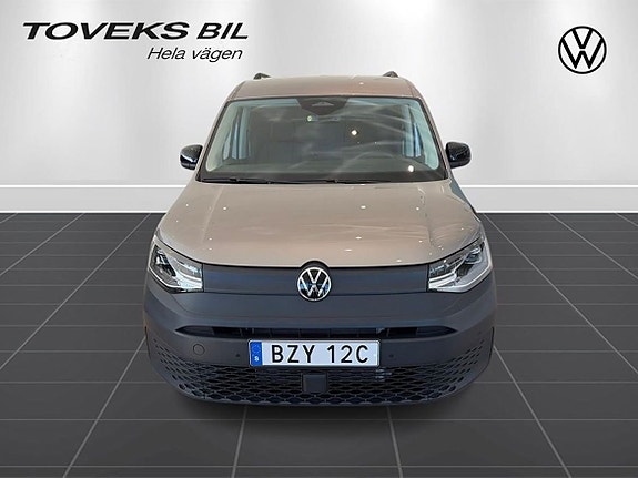Volkswagen Caddy Maxi 11 of 16
