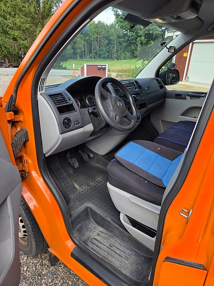 Volkswagen Transporter 4 of 5