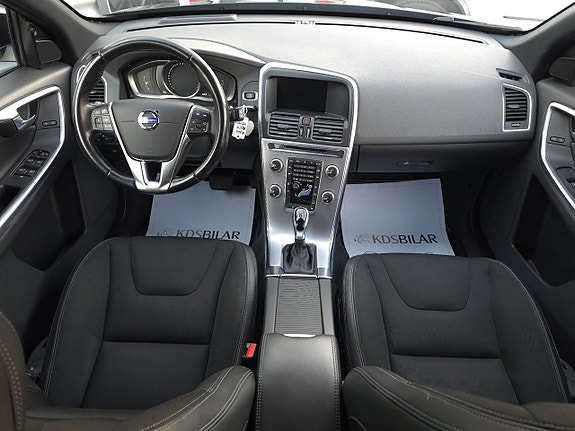 Volvo XC60 9 of 12