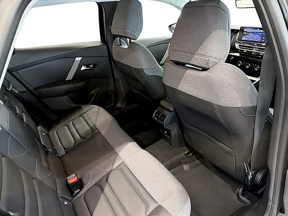 Citroen C4 14 of 17
