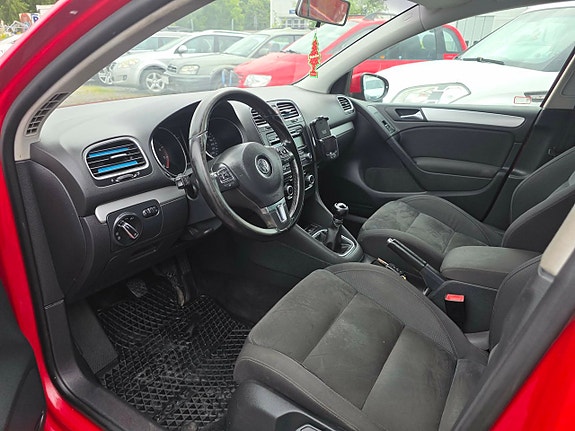 Volkswagen Golf VI 13 of 14