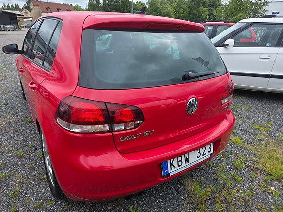 Volkswagen Golf VI 9 of 14