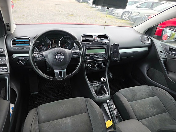 Volkswagen Golf VI 11 of 14