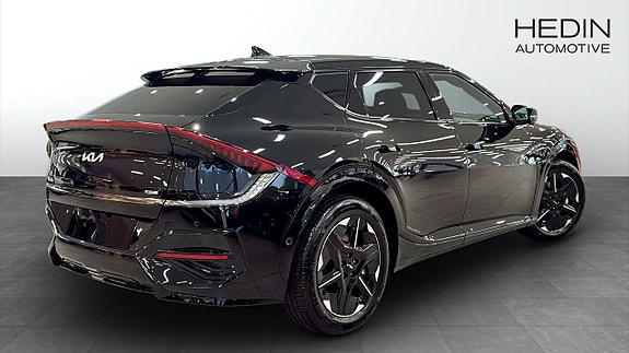 Kia EV6 2 of 5