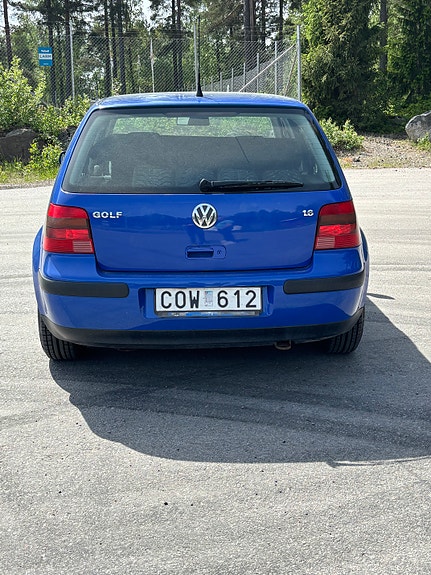 Volkswagen Golf IV 3 of 5