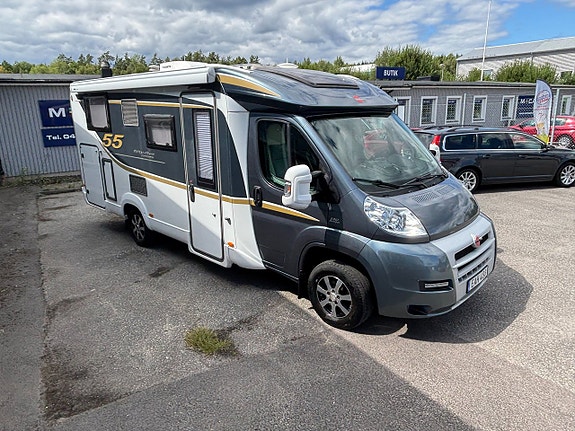 Bürstner Nexxo 690 2.3 Multijet Aut Solcell Markis Garage Kamrem bytt 2 of 5