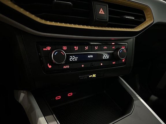 Seat Arona 13 of 13