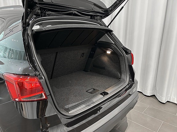 Seat Arona 4 of 13