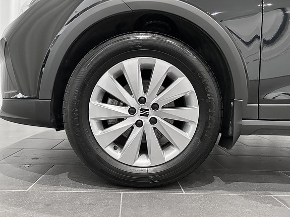 Seat Arona 5 of 13