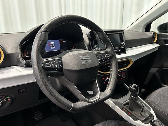 Seat Arona 9 of 13