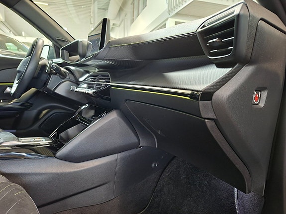 Peugeot 2008 10 of 22