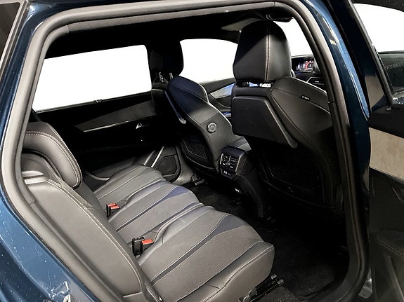 Peugeot 5008 15 of 19