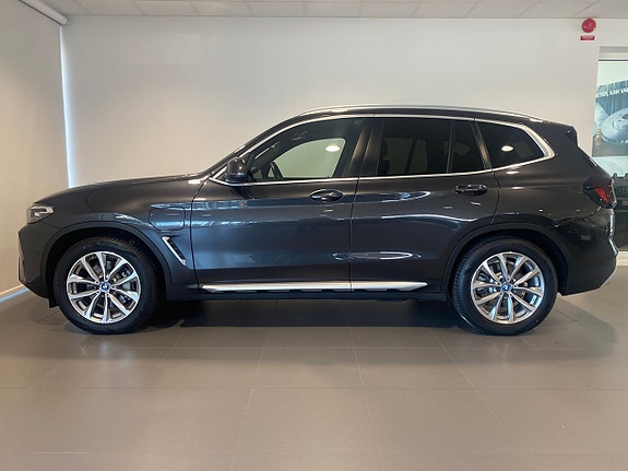 BMW X3 2 of 5