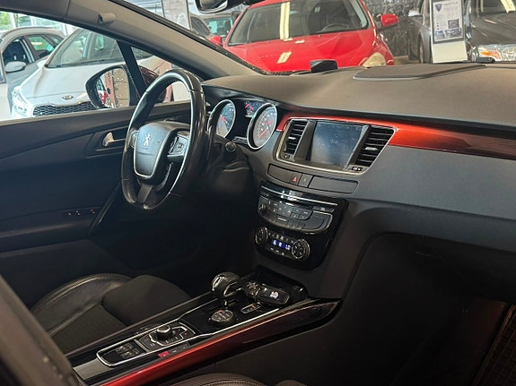 Peugeot 508 RXH 11 of 18