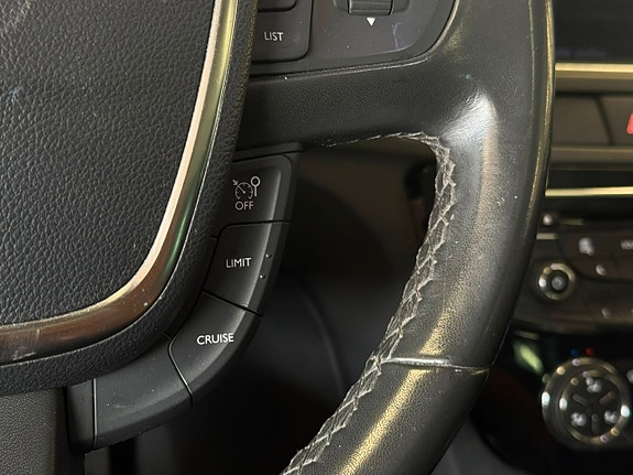 Peugeot 508 RXH 15 of 18