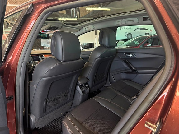 Peugeot 508 RXH 8 of 18