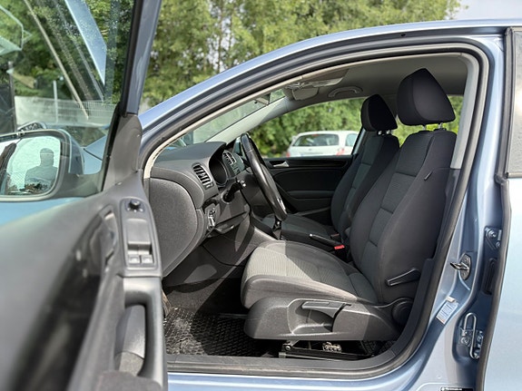 Volkswagen Golf VI 11 of 18