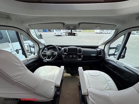Pilote P 740 GJ 13 of 14