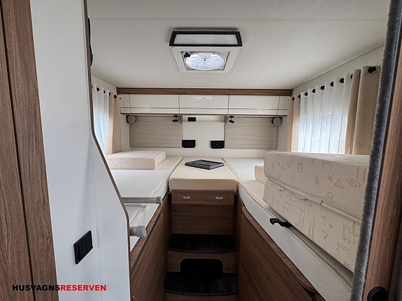 Pilote P 740 GJ 10 of 14
