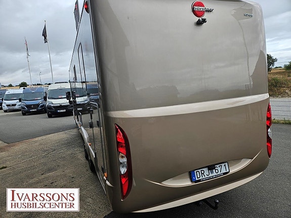 Bürstner I Elegance 900 / Queensbed / Alde / Dragkrok / AC bodel 3 of 5