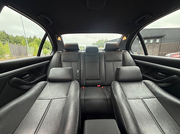 BMW 525 18 of 19