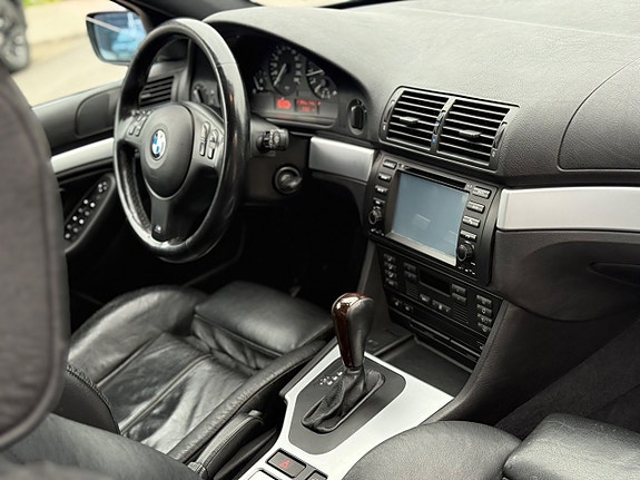 BMW 525 16 of 19