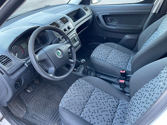 Skoda Roomster 3 of 4