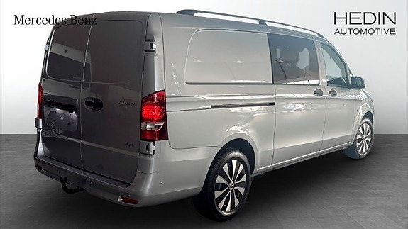 Mercedes-Benz Vito 119 2 of 5