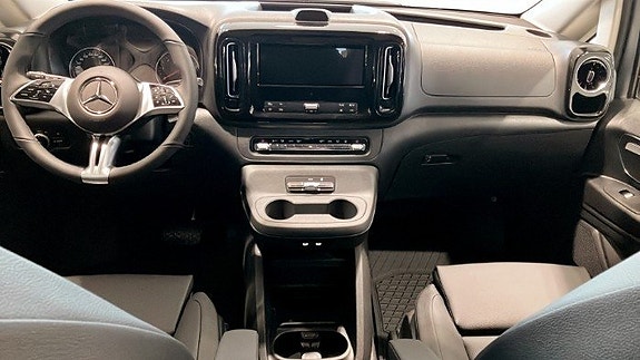 Mercedes-Benz Vito 119 4 of 5