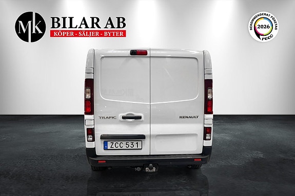 Renault Trafic 4 of 5
