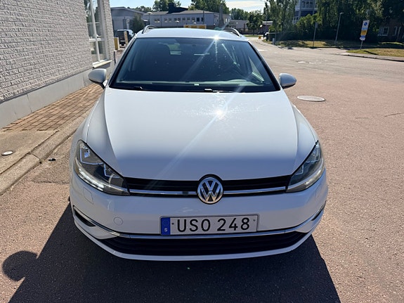 Volkswagen Golf VII 7 of 23