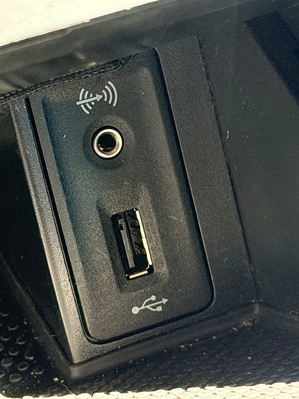 Volkswagen Golf VII 18 of 23