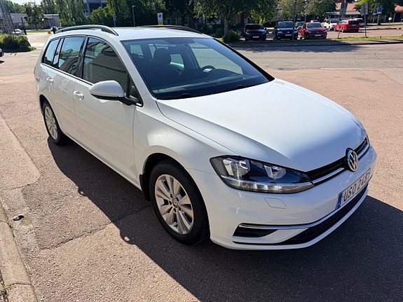 Volkswagen Golf VII 6 of 23