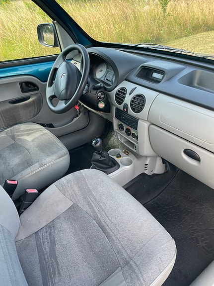 Renault Kangoo Express 3 of 4